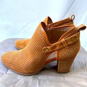 Franco Sarto Fall Ankle Boots